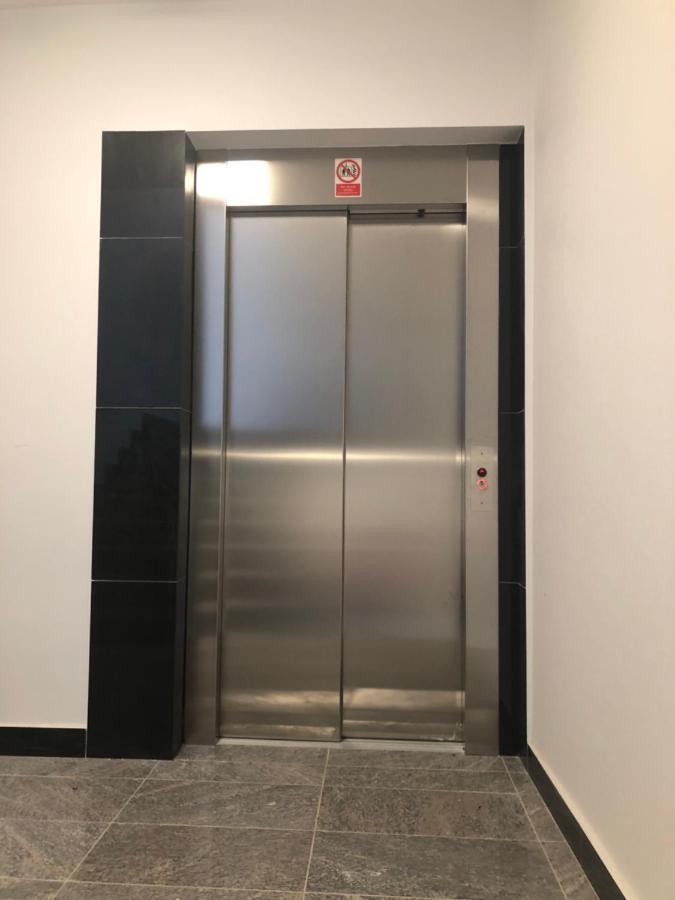 Klimatyzowany Apartament Wenecja Z Garazem Podziemnym 凯尔采 外观 照片